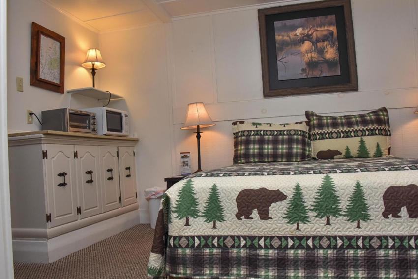 Adirondack Sunrise Lodge Lake George Bagian luar foto