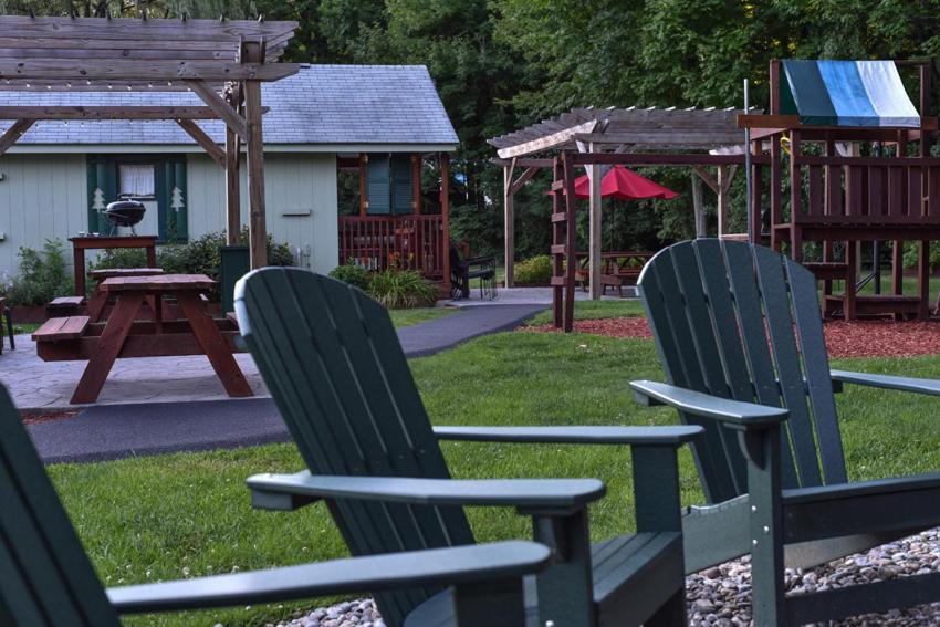 Adirondack Sunrise Lodge Lake George Bagian luar foto