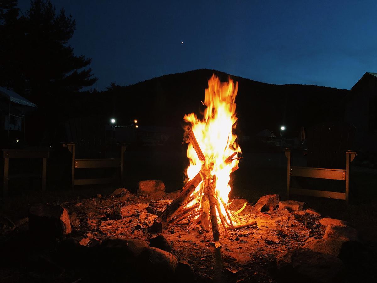 Adirondack Sunrise Lodge Lake George Bagian luar foto